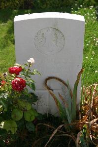 Dozinghem Military Cemetery - Rae, William